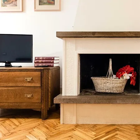 Daire Borgo Sant'andrea Al Pozzo *