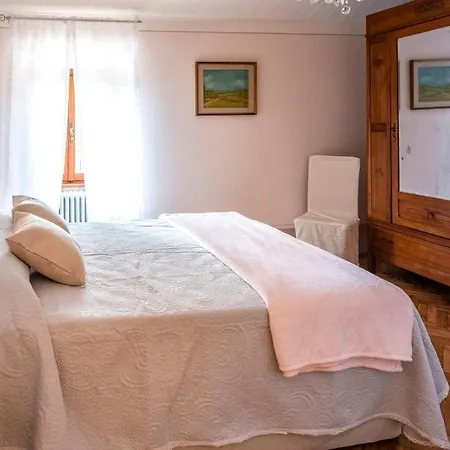 Daire Borgo Sant'andrea Al Pozzo *
